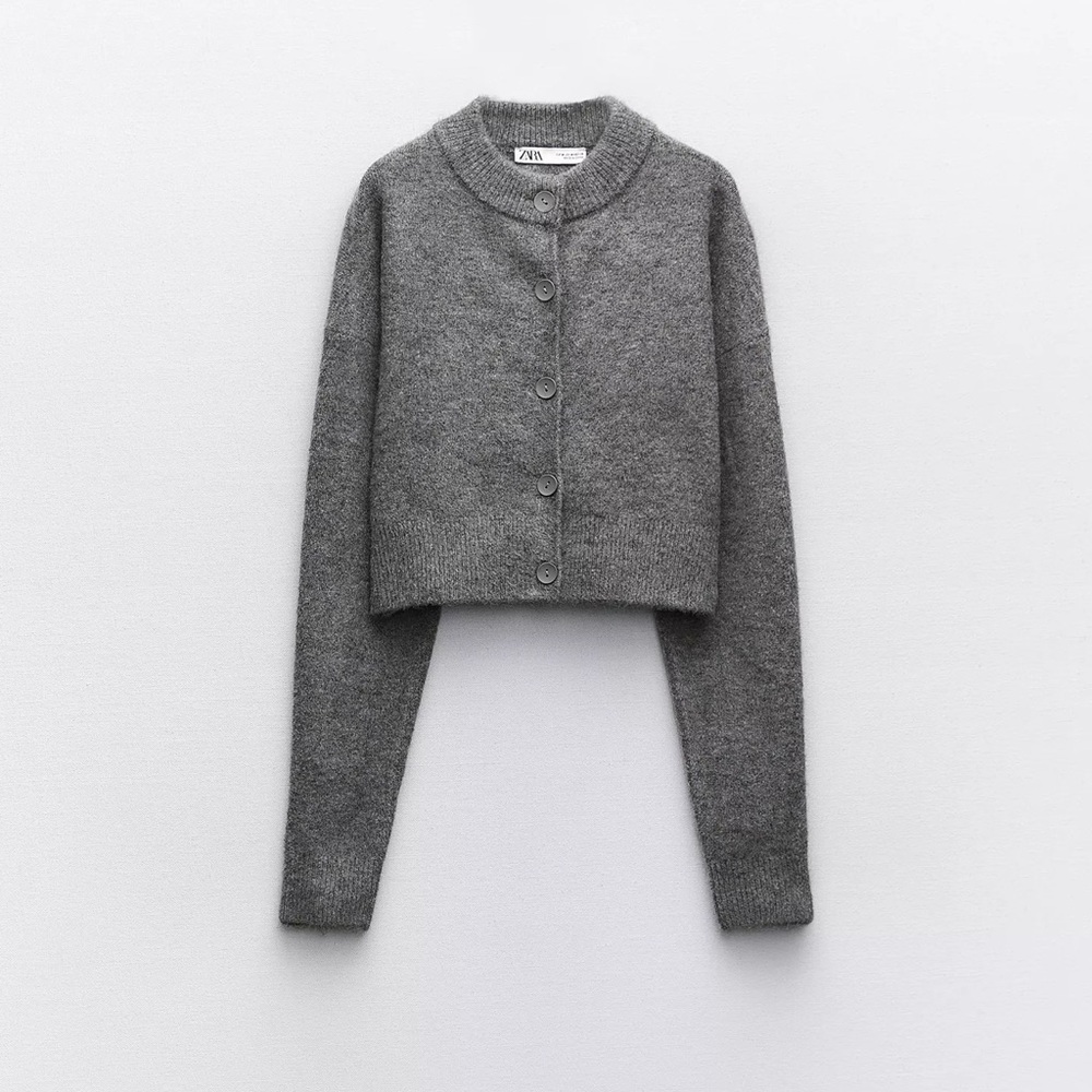 Zara cropped knit sweater